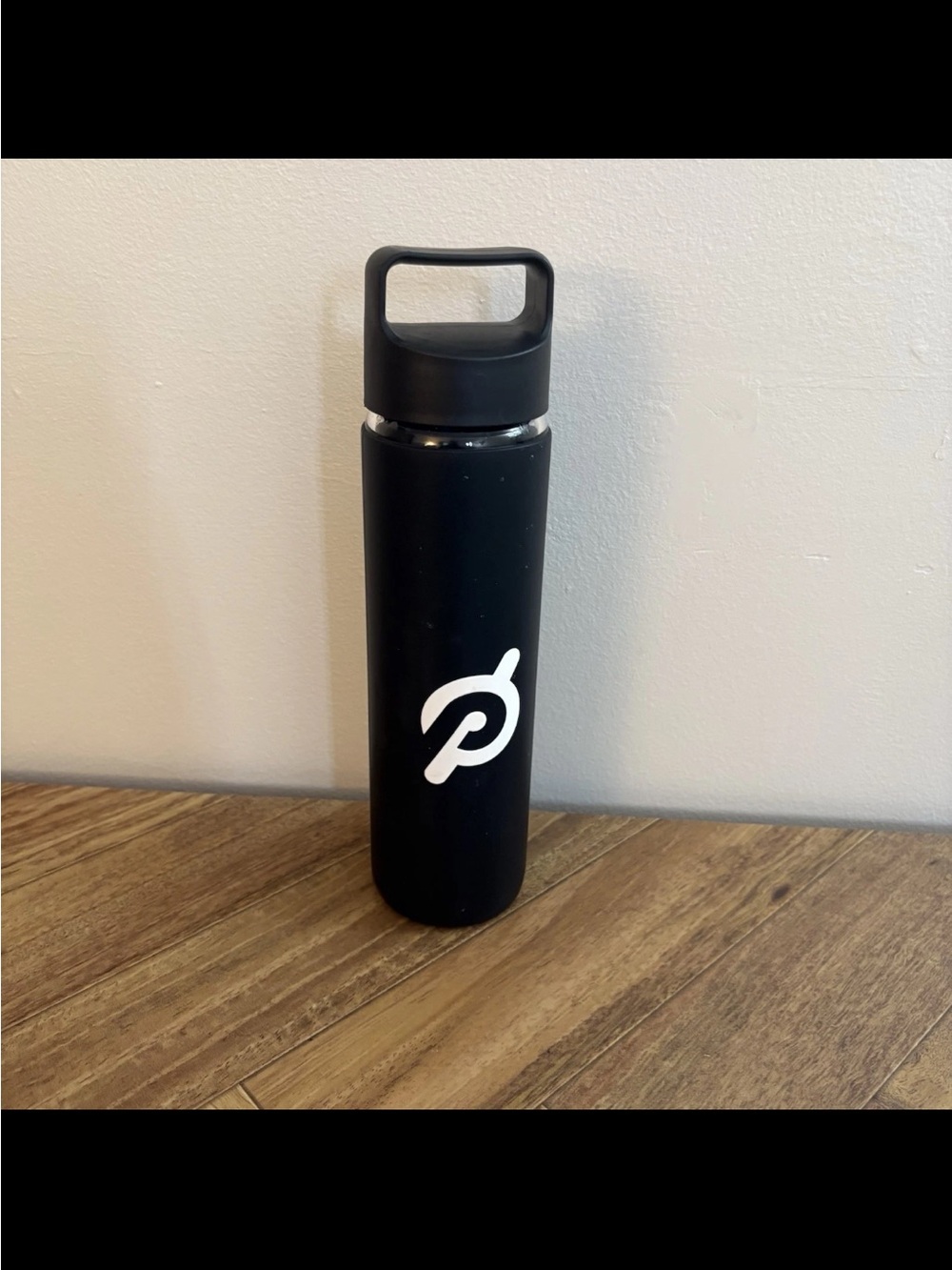 Peloton Glass Water Bottle Non Slip Grip Screw Top Fitness Gym Workout